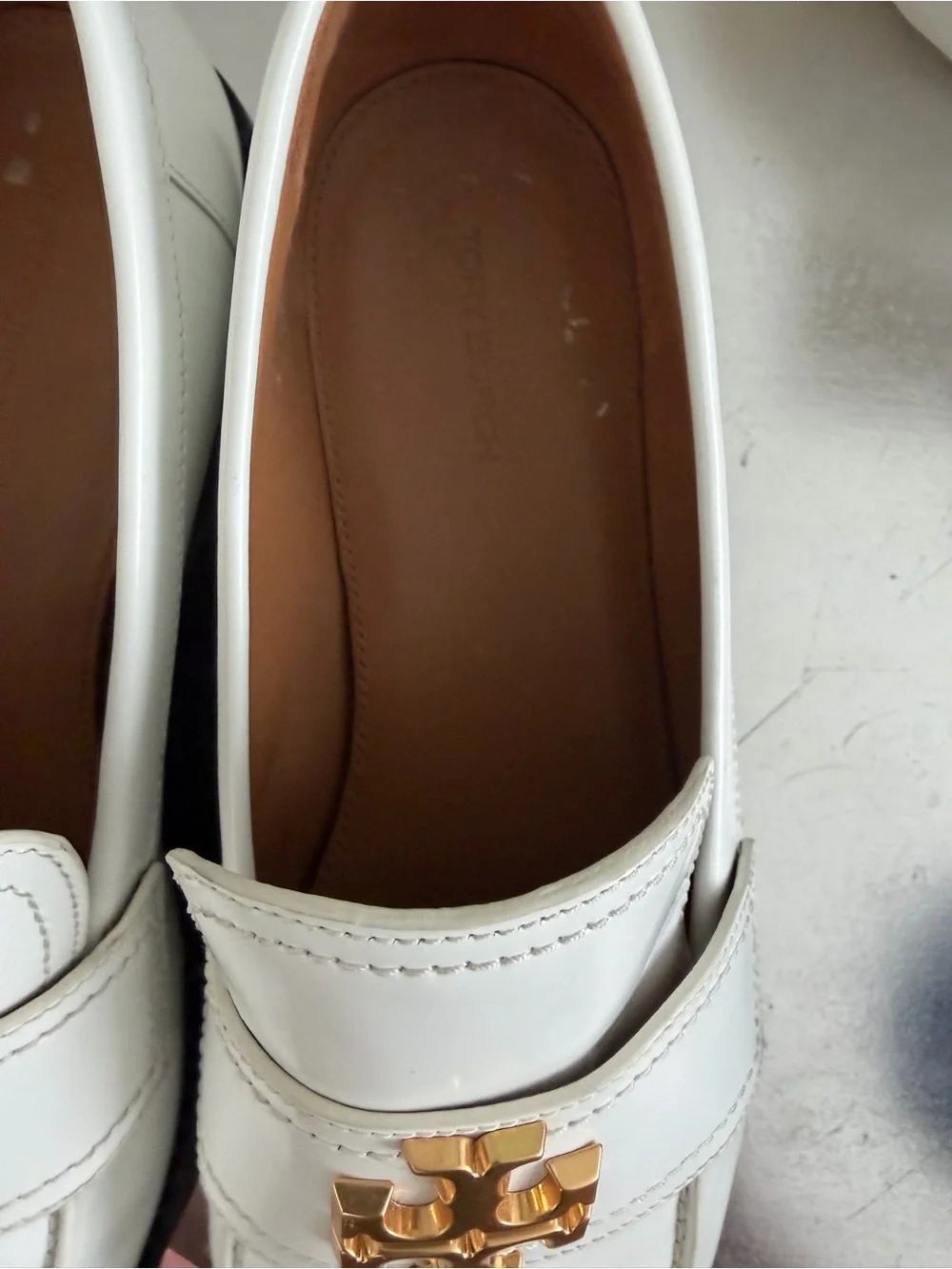 Tory Burch White Leather Loafers with Gold Logo Hardware